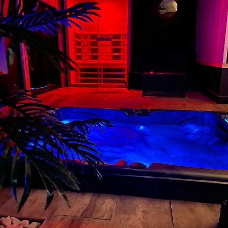 La Suite Grenoble Spa Jacuzzi Et Sauna Privatif Exterior foto